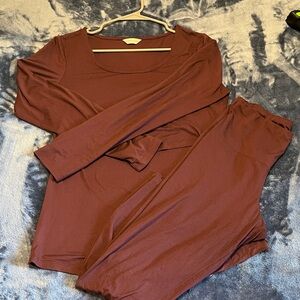 Kindred Bravely Maroon Lounge Set
